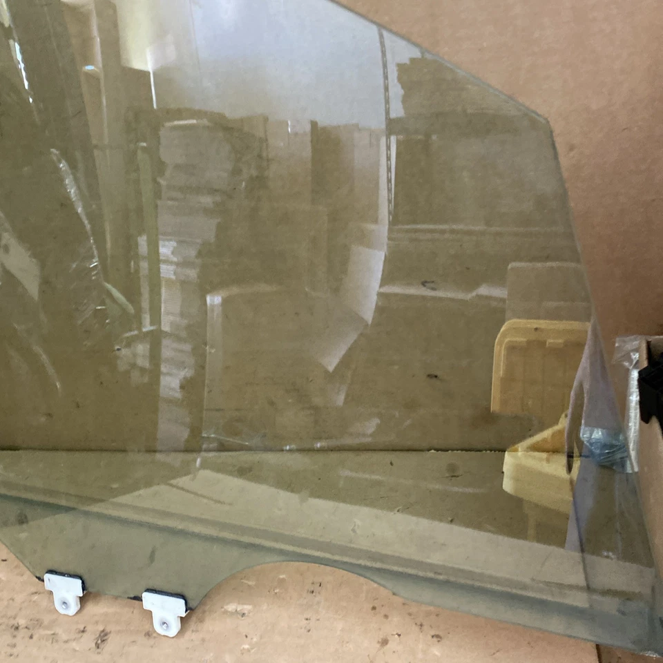 Subaru Forester 2017 2018 ventana de vidrio para conductor delantero izquierdo 61166AJ000 Foto 2 de 4