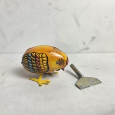 Vintage Tin baby chicken Chick Wind Up Metal Toy With Key