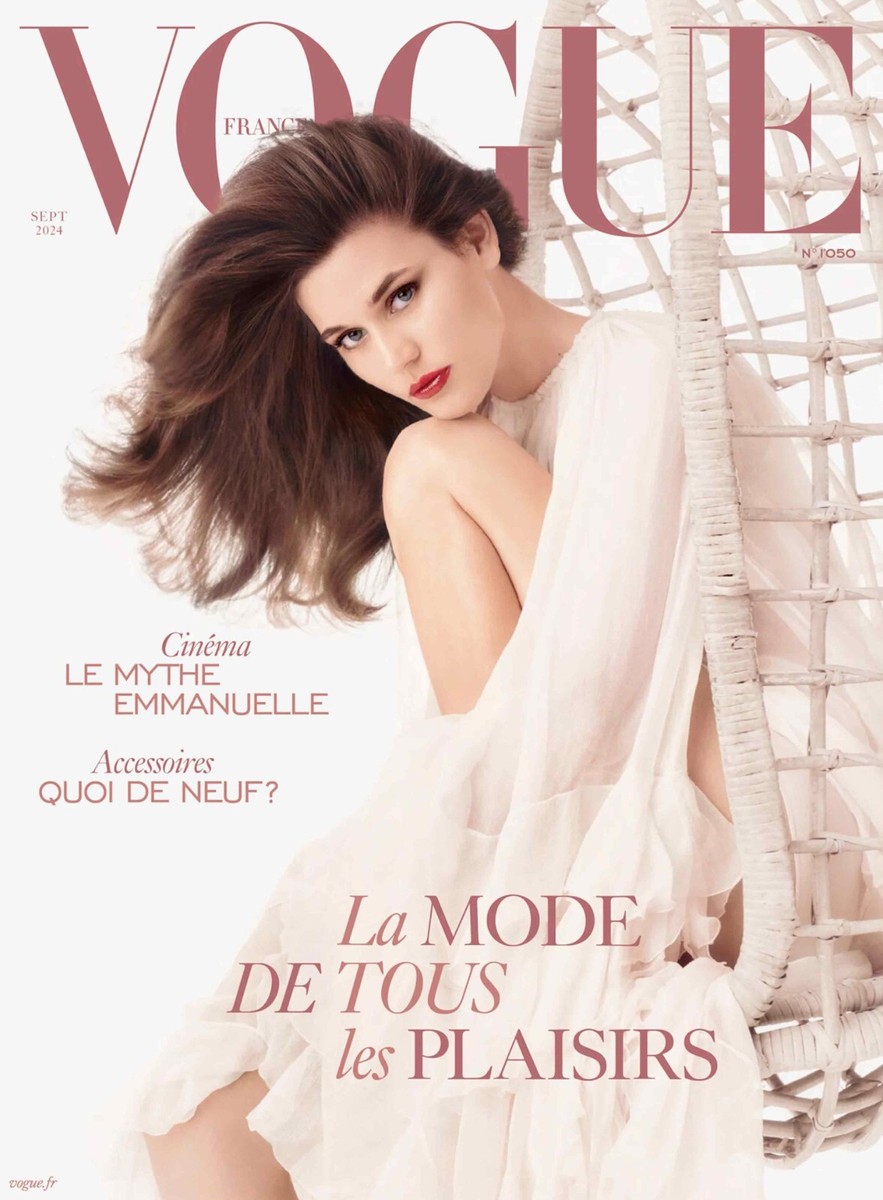 UK Vogue France Magazine, French Language, Vivienne Rohner