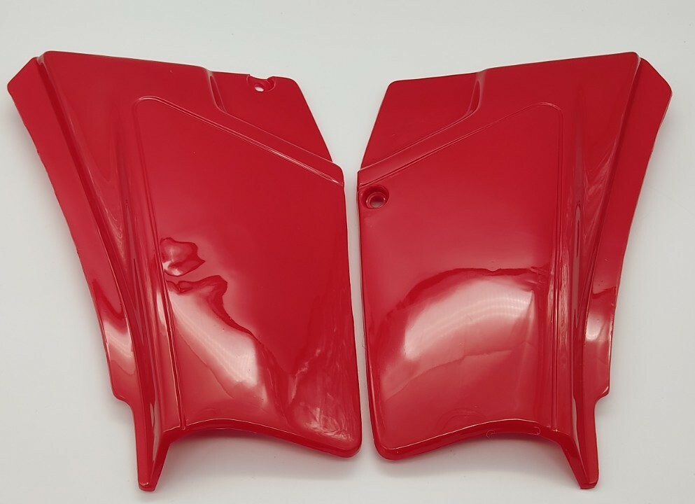 HONDA XL125 S 1984-1985 XL185 S 1983-1984 SIDE COVER PANEL [RED