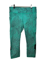 Lululemon Women Size 10 Pace Rival Crop Power Luxtreme Leggings