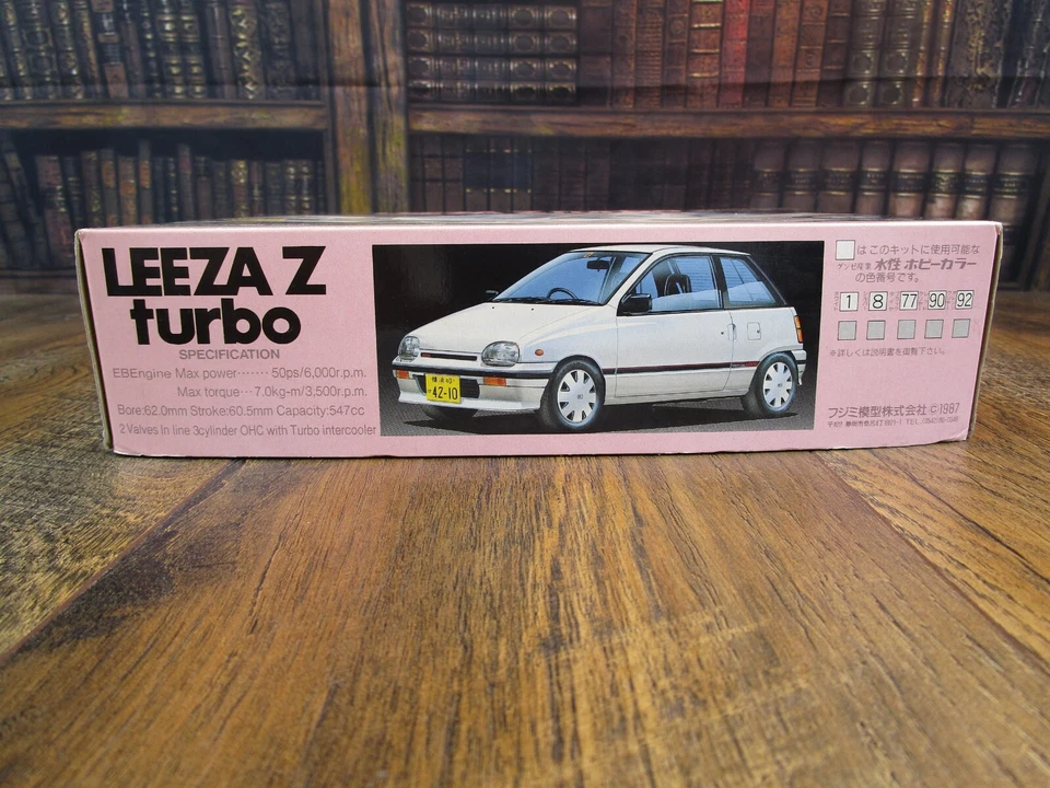 OPEN BOX Partially Sealed FUJIMI LEEZA Z TURBO 1/24 K-CAR SERIES No. 1 Model Car - Image 4 of 4