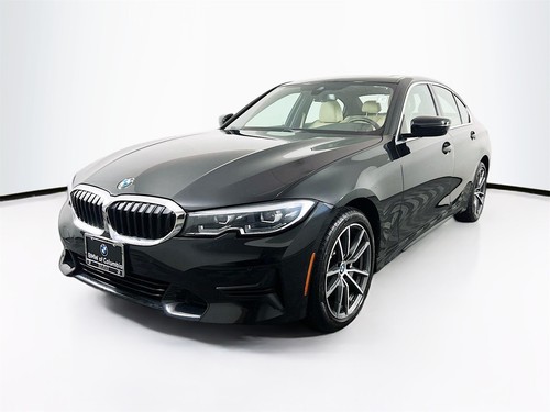2022 BMW 3-Series 330i xDrive - Picture 4 of 12