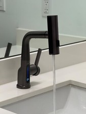 Waterfall  Pull-Out Faucet with Temperature Display in Gun Metal