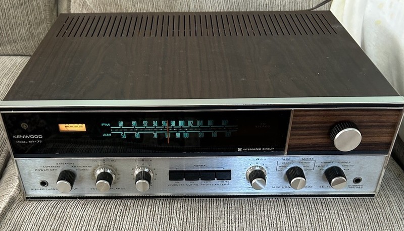 Vintage Stereo Receiver Kenwood KR-77  Clean Smoke Free Stored Away For Years