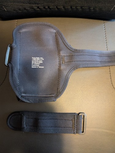 Tune Belt AB92 Running Armband - Photo 2 sur 3