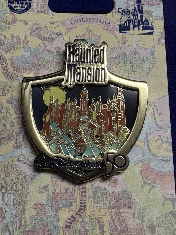 Walt Disney World 50th Anniversary Attraction Crest Pin The Haunted Mansion NEW - Imagem 2 de 4