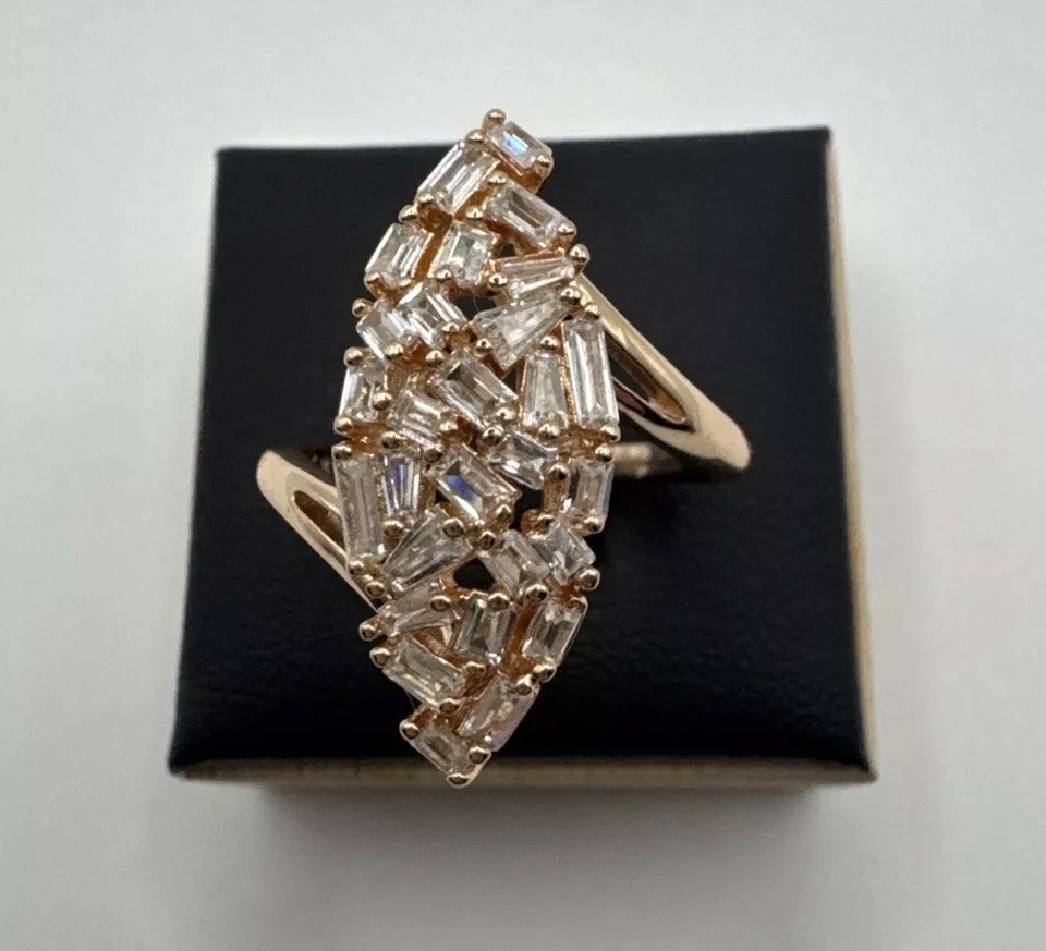 Anillo unido oro laminado de 14 quilates racimos de circón natural con sello 585RG Foto 4 de 4