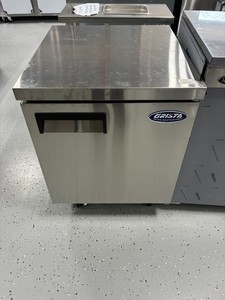 GRISTA Undercounter Freezer 27" Single Section 5.5 cu ft
