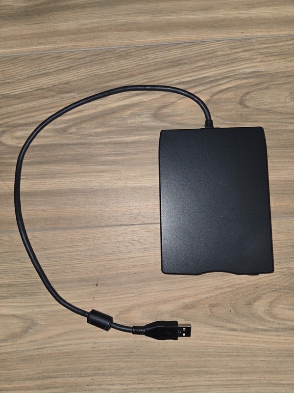 TEAC FD-05PUB 3.5" Floppy Disk Drive USB Unit
