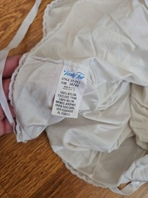 Vintage Vanity Fair Cream Camisole 34/40
