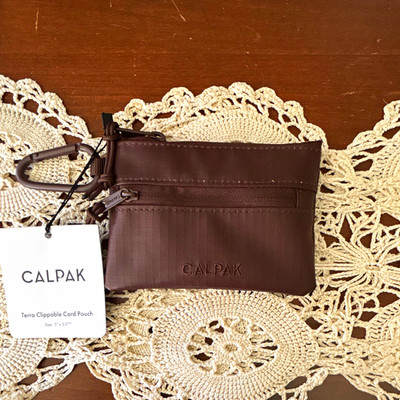CALPAK Terra Clippable Card Pouch Wallet Solid Brown Logo Zipper Walnut Key hold