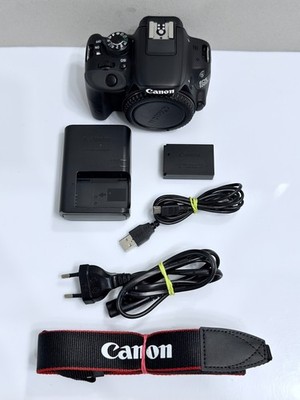 Digitalkamera Canon EOS 100D / 18.0 MP/ FULL-HD/ Touchscreen / 3088 Auslösungen