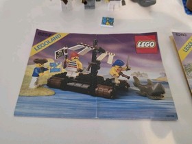 Lego Pirates - 6257 Castaways Raft & 6260 Shipwreck Island - With Instructions