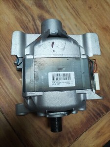 Ersatzteil aus Waschmaschine Bauknecht - Motor C.E.SET MCA52/64/WHE28