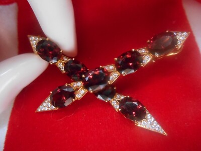 Designer Ohrschmuck by KAT FLORENCE Red Zircon mit D Flawless Diamanten 18K Gold