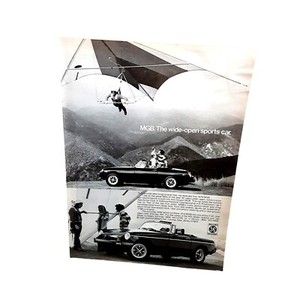 1976 MG MGB Sports Car Vintage Print Ad 70s Original