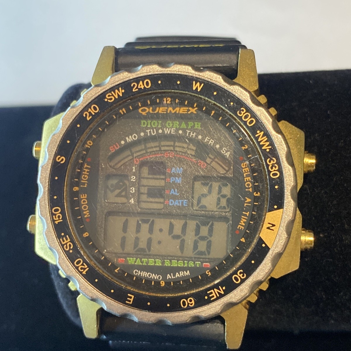 MENS QUEMEX DIGITAL QUARTZ WATCH PERFECT WORKING ORDER NEW BATTERY
