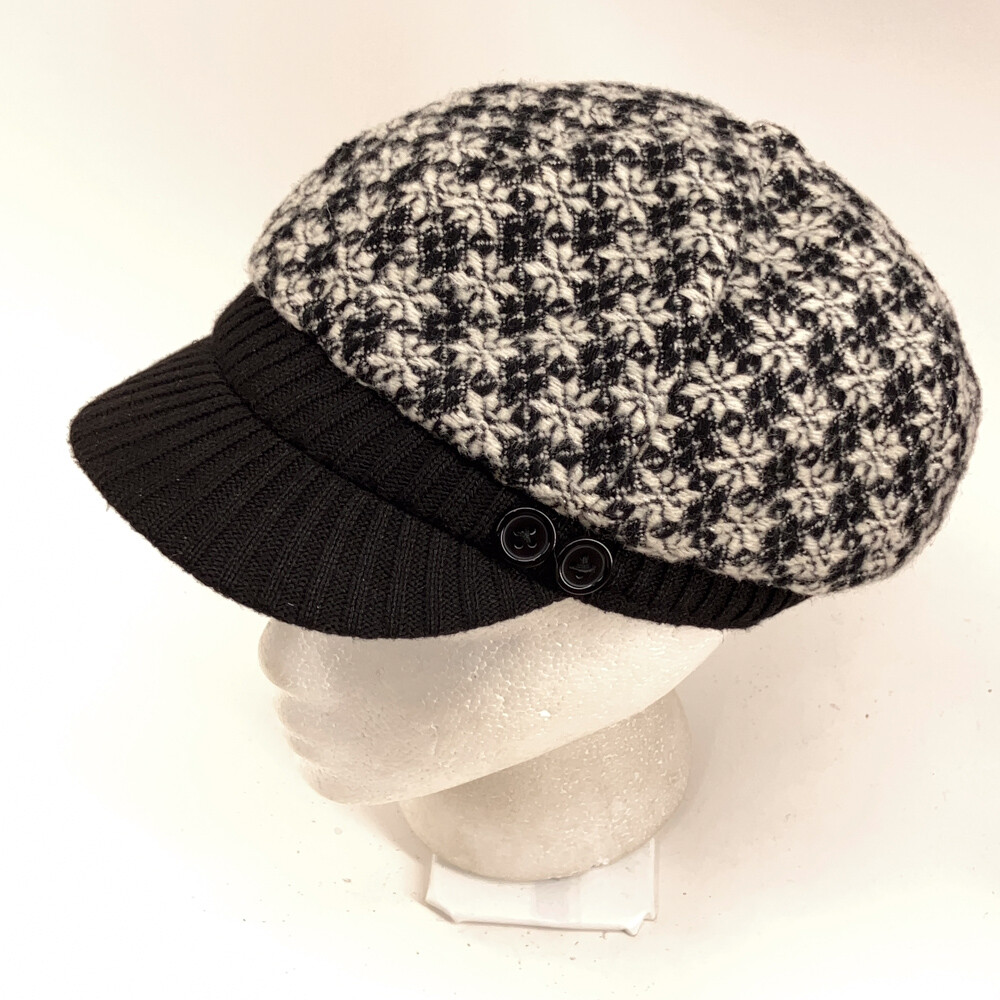 Black White Geometric Pattern Winter Fashion Shor… - image 7