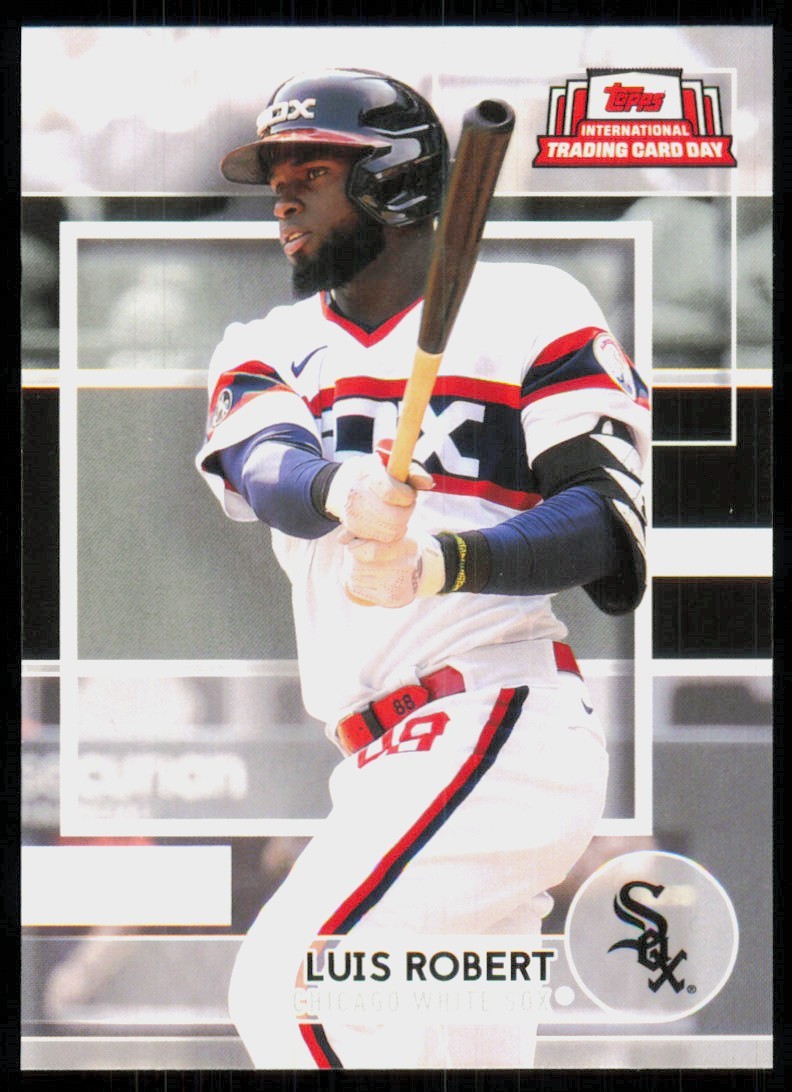2022 Topps International Trading Card Day Luis Robert #NTCD-7