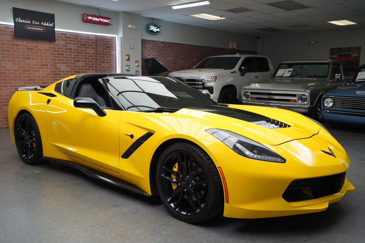 2016 Corvette Racing Yellow Tintcoat Chevrolet Corvette   | C7 Corvette Photo 8