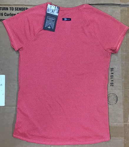 Oiselle Women's Flyout Short Sleeve Tee Snap/Grounded B23 - Picture 2 of 5