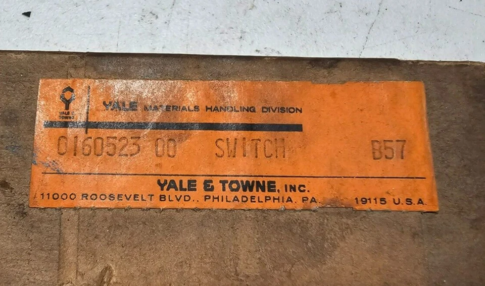 Conjunto de interruptor Yale Material Handling Division 0160523 Foto 2 de 2