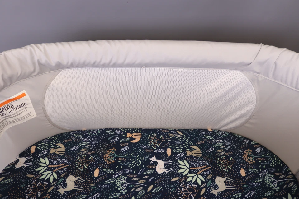 Cuna Fisher-Price Soothing View Vibe - Moonlight Forest Plegable Portátil Foto 3 de 4