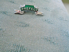 VINTAGE SCHOOL UNIFORM - PREFECT - GREEN ENAMEL PIN BADGE