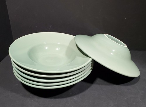 CRATE AND BARREL RIMMED SOUP, SALAD, PASTA BOWLS 9 " SET OF 6 GREEN EUC - 第 1/3 張圖片