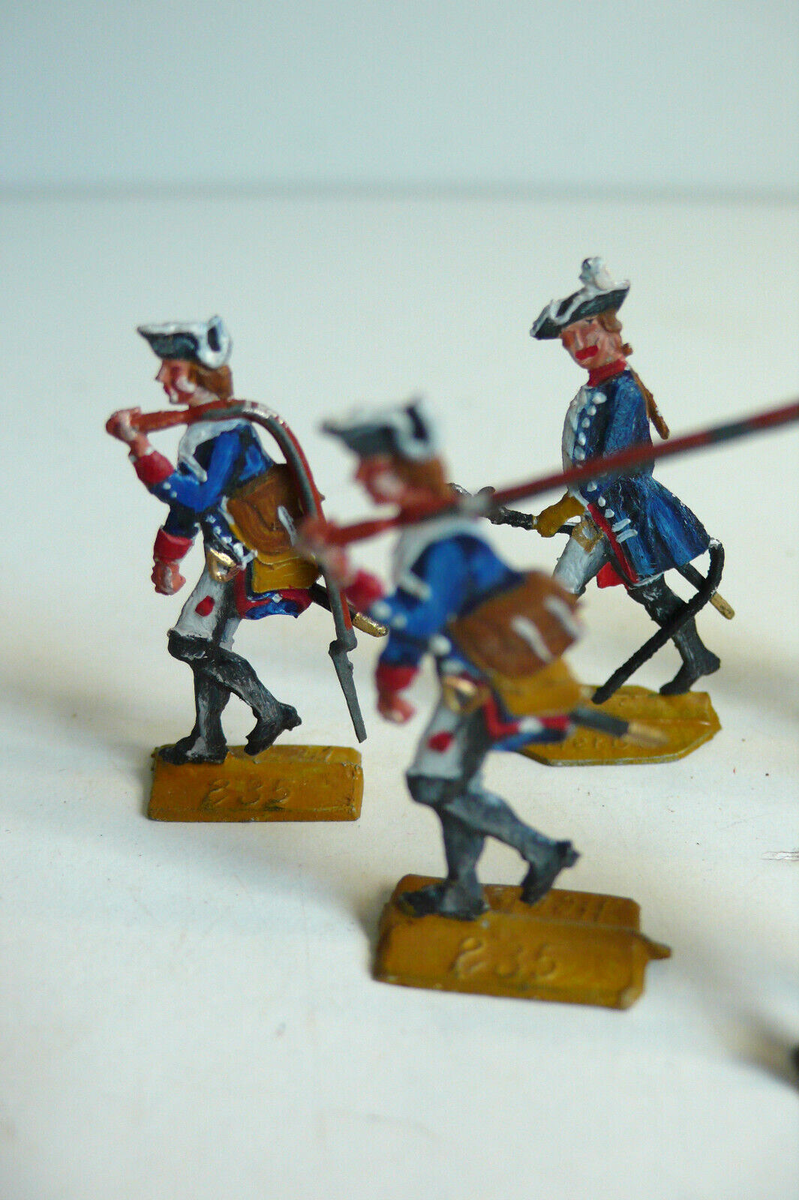 PLATS D'ÉTAIN LOT DE 6 CAVALIERS ANCIEN RÉGIME Ht 5,5cm TRÈS BON ÉTAT
