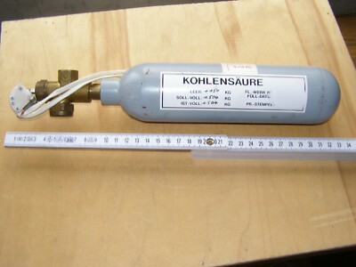 Kleine Kohlensäure Flasche  von Rettungsinsel  Life Raft   1,15 kg 