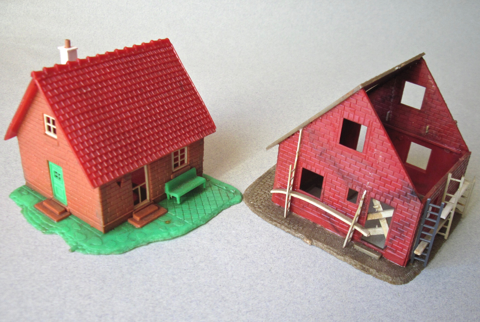 HO Model railway buildings Airfix / Faller Bundle / lot 8 buildings