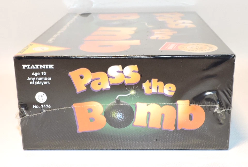 Pass the Bomb Explosive Word Board Card Game 1994 Piatnik No. 7476, NEW, SEALED - Image 4 of 4