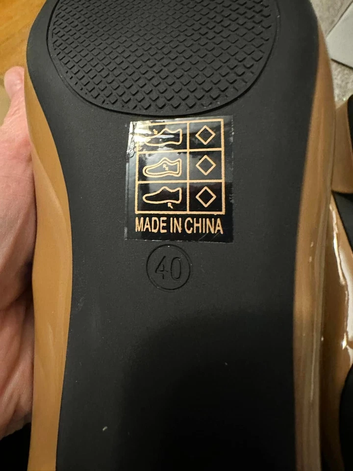 Mujer Charol Apariente Marrón Camel Plano Punta Talla US 10 (EU40) Foto 3 de 4