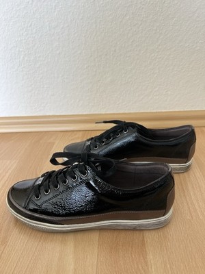 Schöne Caprice Lackleder Sneaker schwarz Gr.38