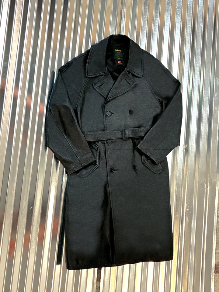 Raro - Gabardina de cuero Supreme®/Schott® - Otoño 2022 Foto 2 de 4