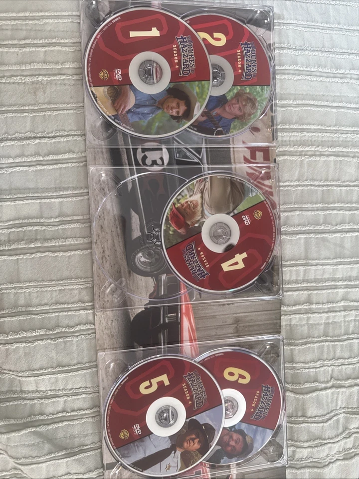 Dukes Of Hazzard  4th Season 8 Disc DVD Set 2005 - Image 3 of 4