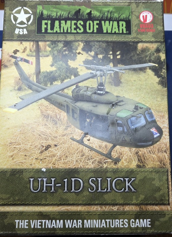 Flames of War Vietnam: 4 American Huey 'Slicks' Helicopters & 1 Crashed Huey