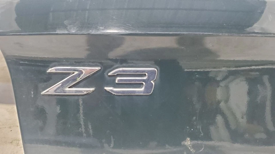 Maletero sin tercer freno 307 verde oscuro II OEM 1996 1997 1998 1999 BMW Z3 Foto 2 de 4