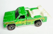 Hot Wheels Redline 1977 Backwoods Bomb Camper Green Enamel Truck