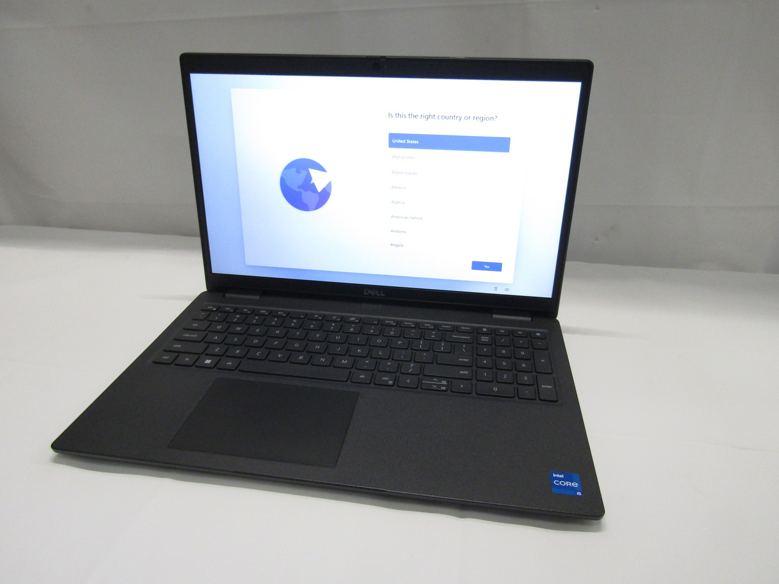 Dell Latitude 3520 2.80GHz i5-1135G7 8GB RAM 256GB NVMe SSD 15.6" FHD Win 11 C