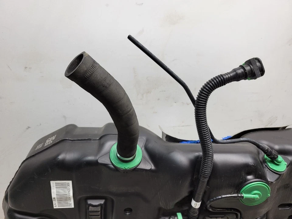 2019 2020 2021 2022 2023 2024 SUBARU FORESTER GAS TANK FUEL TANK OEM 42012FL031 - Image 2 of 4