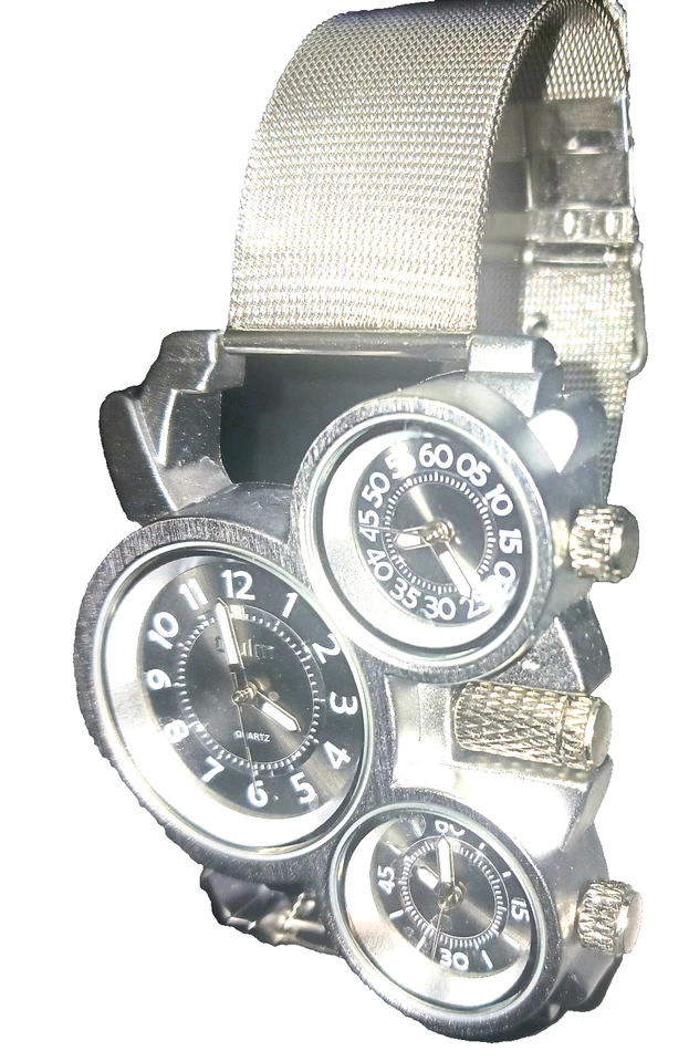 oulm Fashion Military Outdoor Wristwatch 3 Time Zone Silver watch men's steel - Image 2 of 4