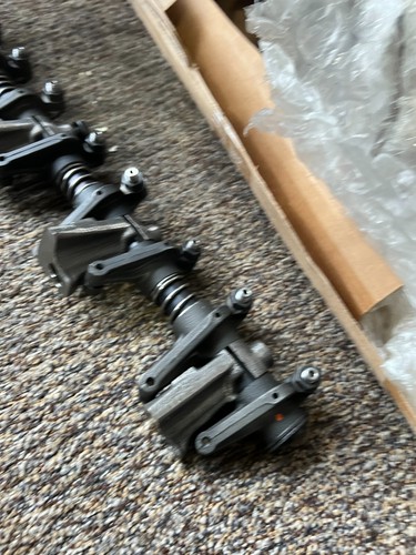 GENUINE OEM John Deere RE552368 Rocker Arm For 7R 290 7R 310 7R 330 7R 350 - Picture 7 of 8
