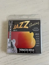 Thomastik-Infeld  JS111 Jazz Swing Flat Wound Set, 11-47