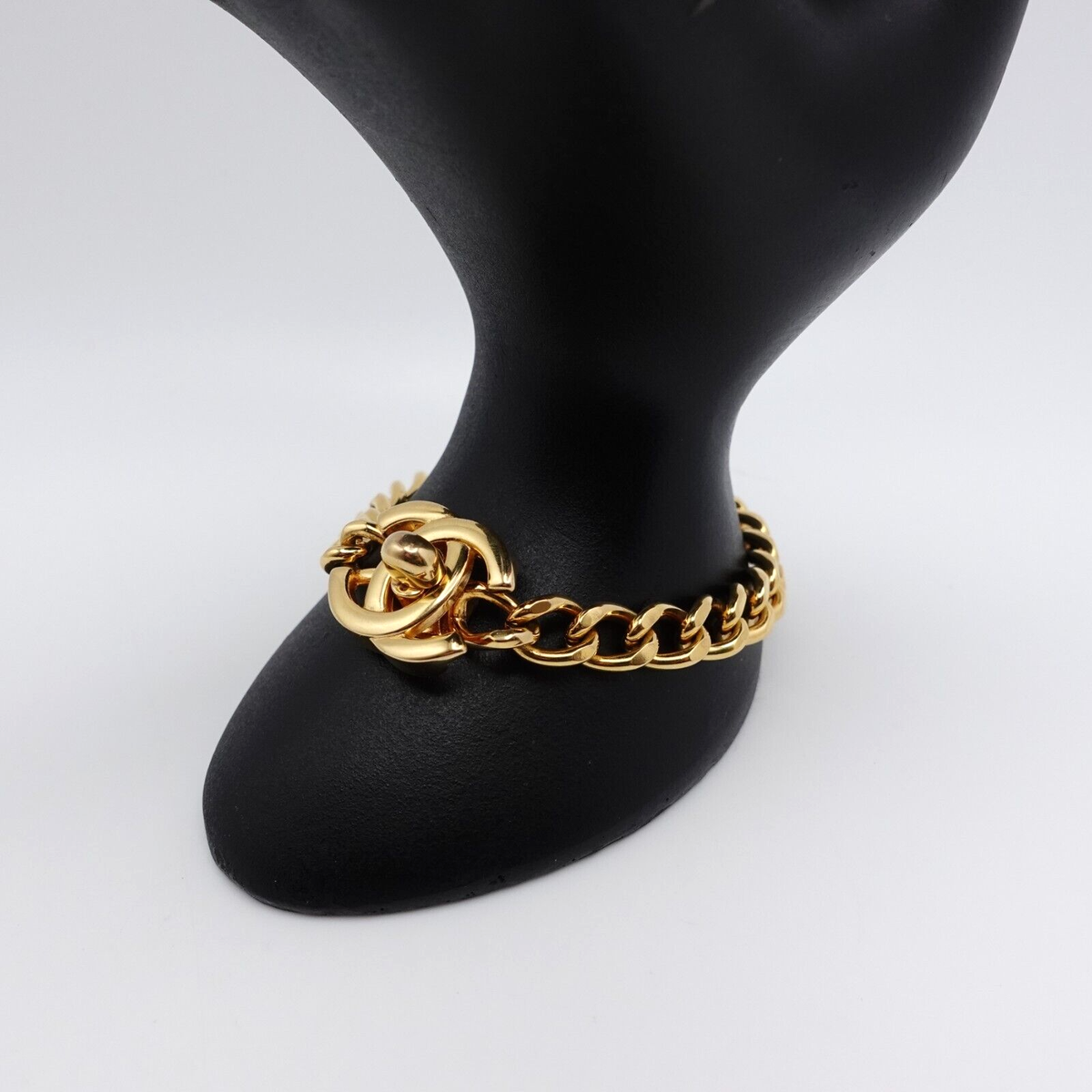 【VINTAGE HOLLYWOOD】Matte Classic Chain Bracelet s-l1200.jpg