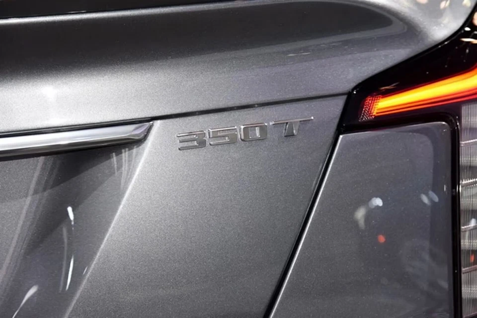 Distintivo Cadillac 350T durável premium - Melhore a aparência do seu modelo Cadillac - Imagem 4 de 4