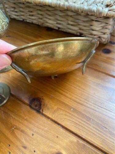 Set of carved brass pieces - Picture 4 of 5
