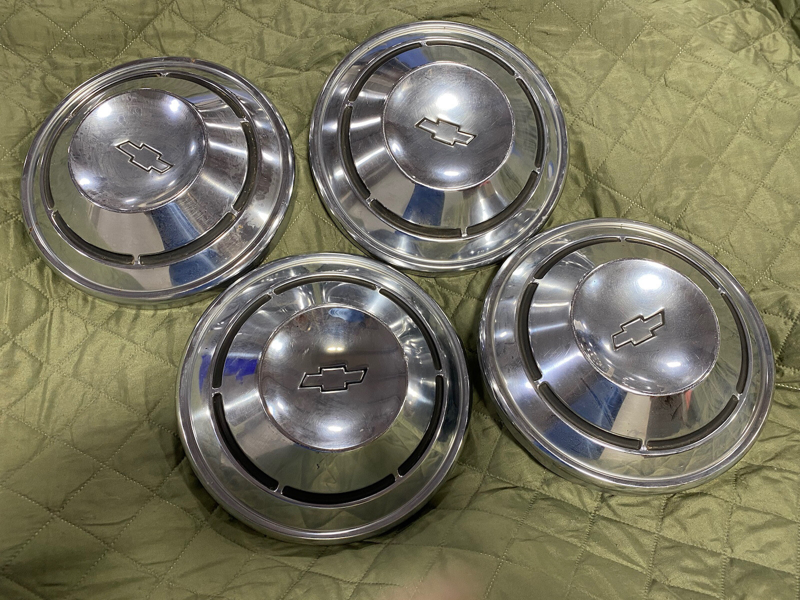 196869 CHEVY YENKO, CAMARO, NOVA, COPO, OEM POVERTY DOG DISH HUBCAPS